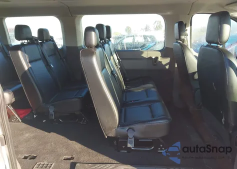 2023 Ford Transit-350 Passenger Van Xl z USA, uszkodzony, nr VIN 1FBAX2Y81PKC03620